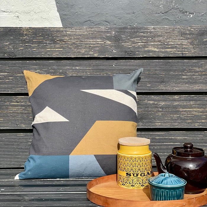 Forth Cushion