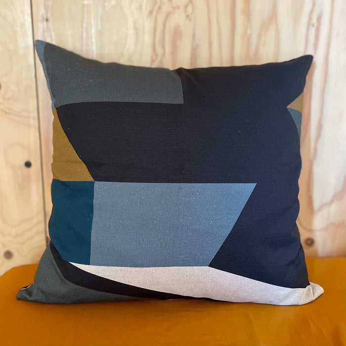 Forth Cushion