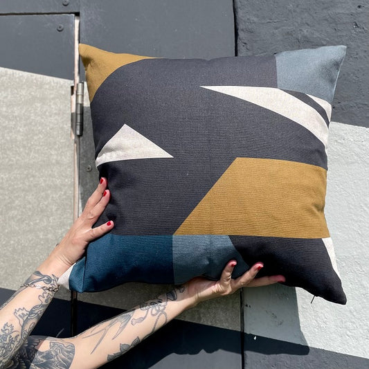 Forth Cushion