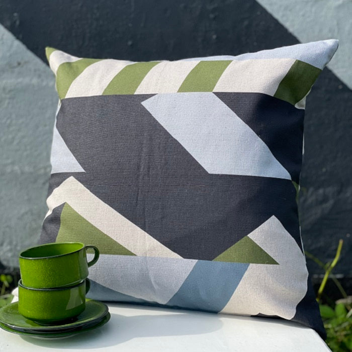 Malin Cushion