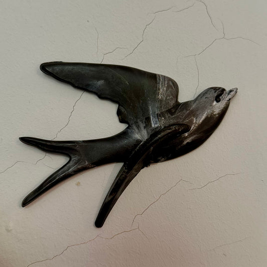 A Lucky Swallow Black